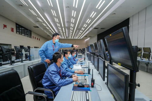 新華全媒+ | 智能巡檢、智慧施工、智控工廠——記者實地探訪5G+工業互聯網應用成效